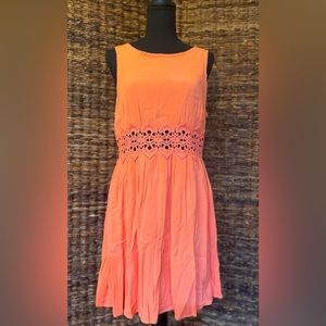 Forever 21 Sz L cutout dress, lined